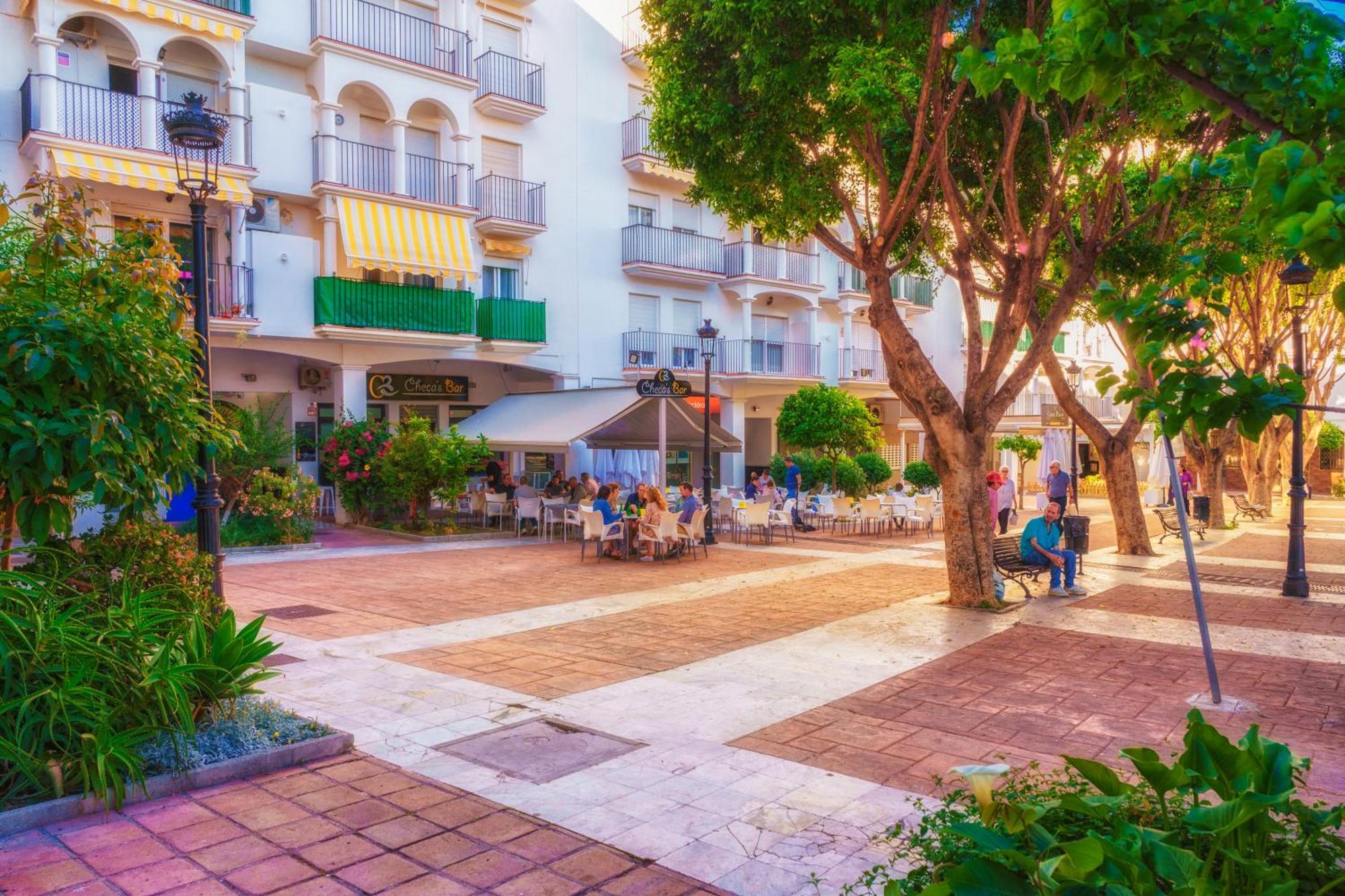 Casa Catalina Beach And Golf Lägenhet Estepona Exteriör bild